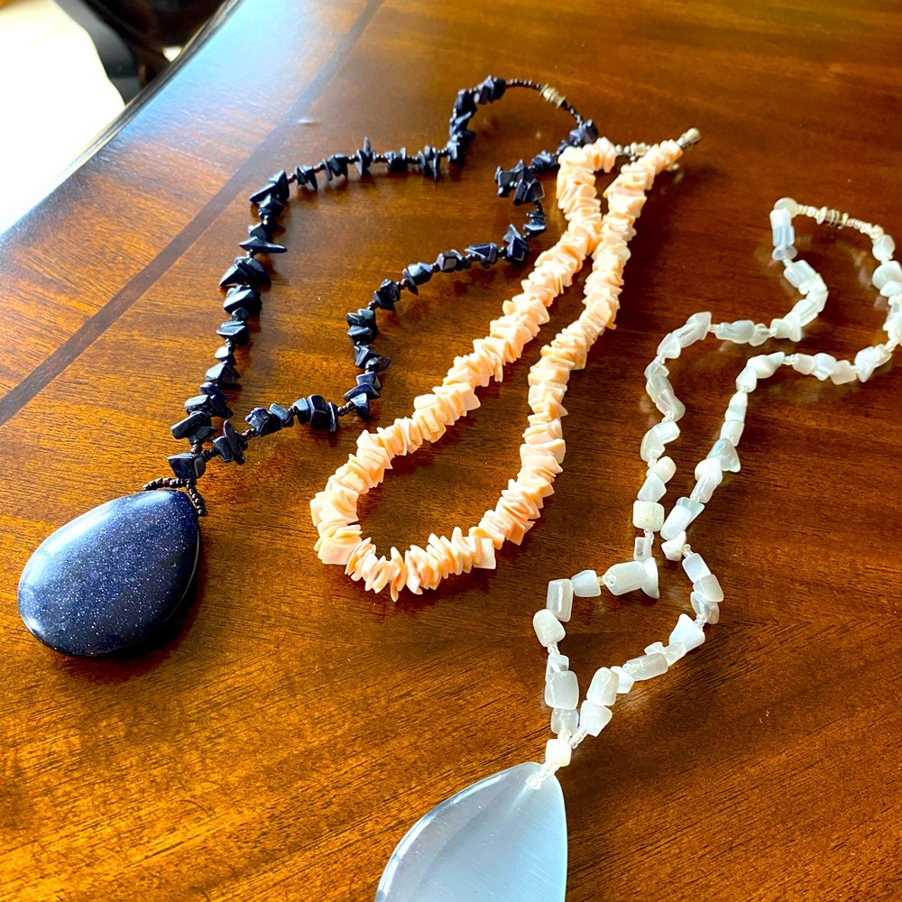 Three stone necklaces